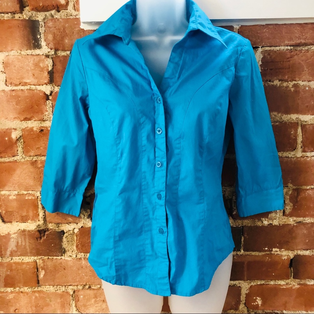 Bright Turquoise 3/4 Sleeve Button Down